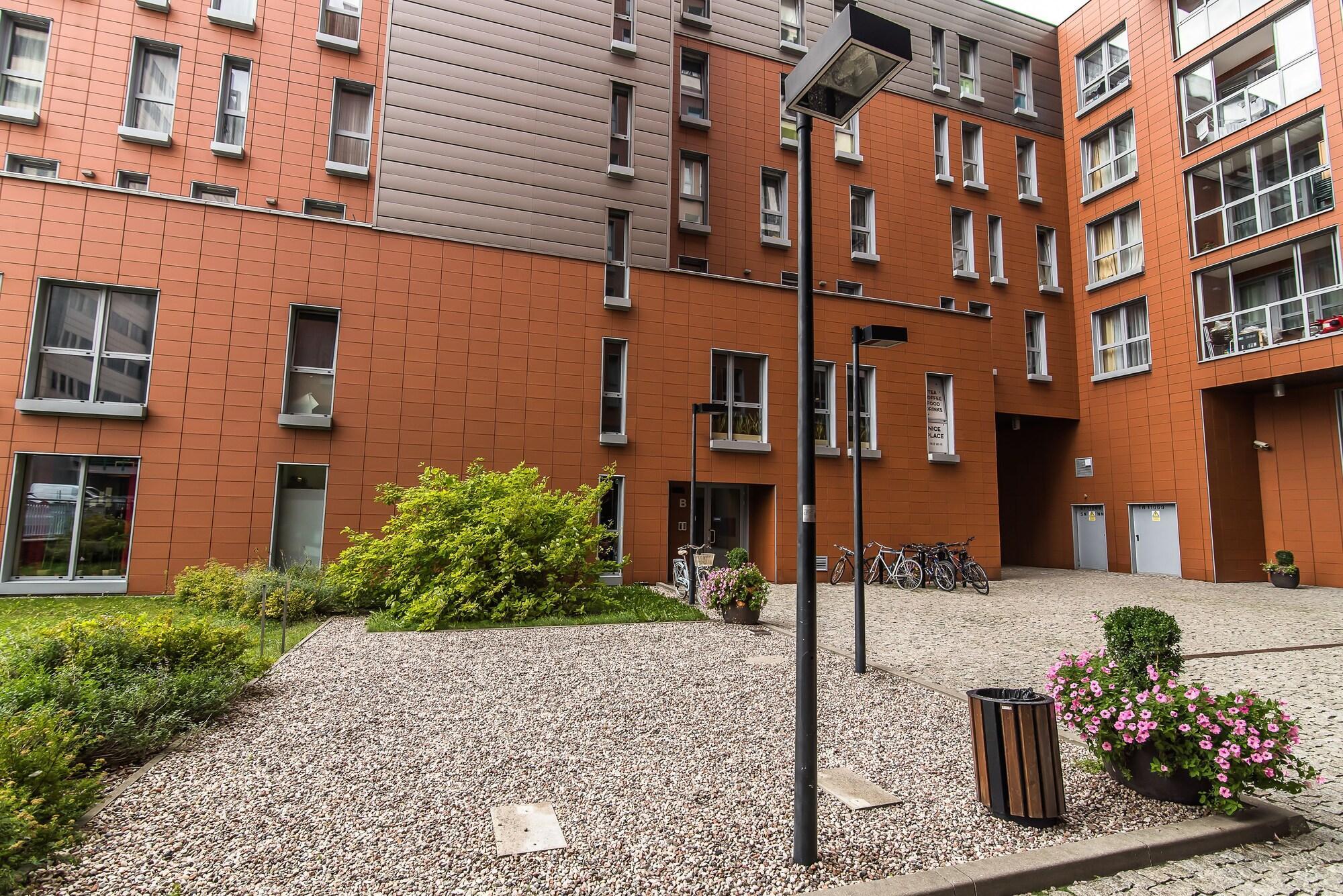Senator Warsaw Apartments Exterior photo